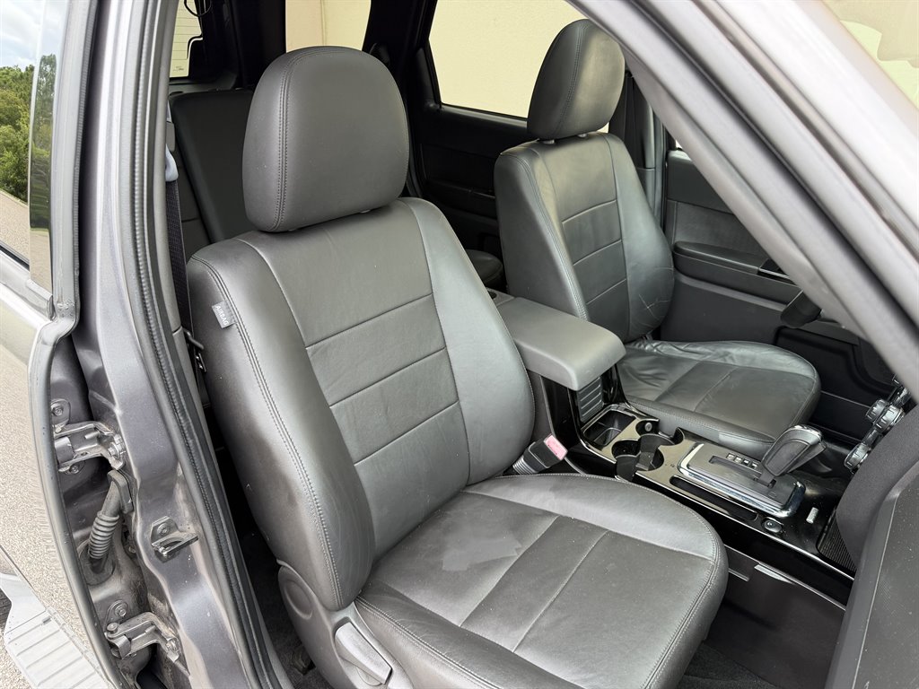 2010 Ford Escape - $4,999