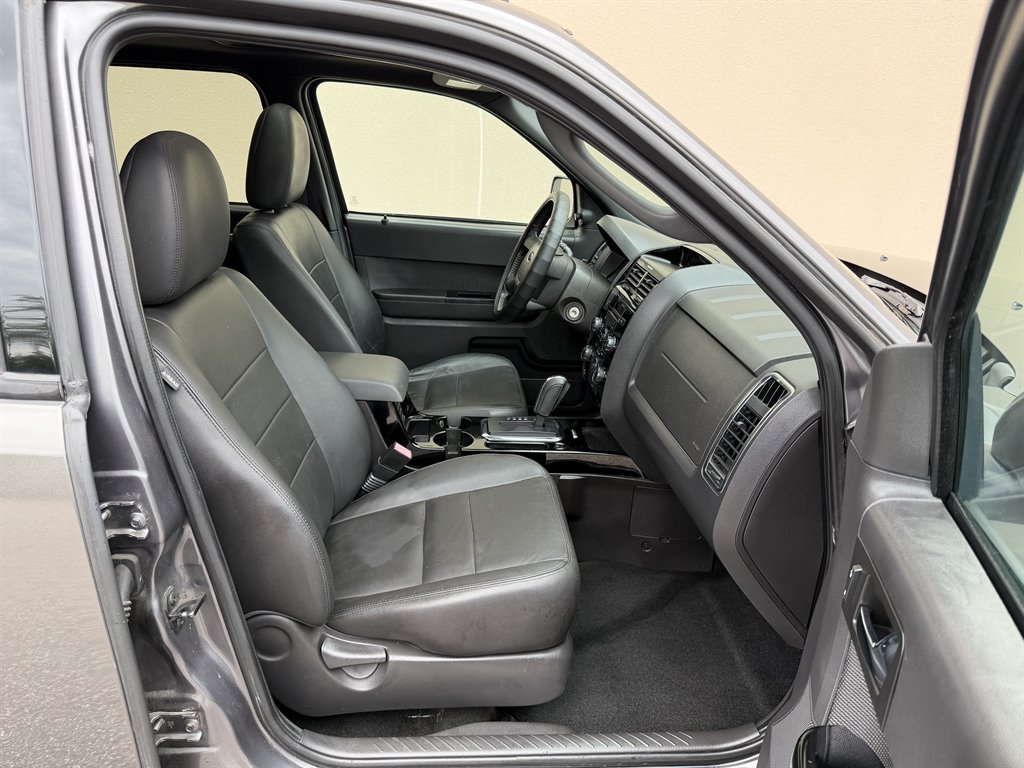 2010 Ford Escape - $4,999