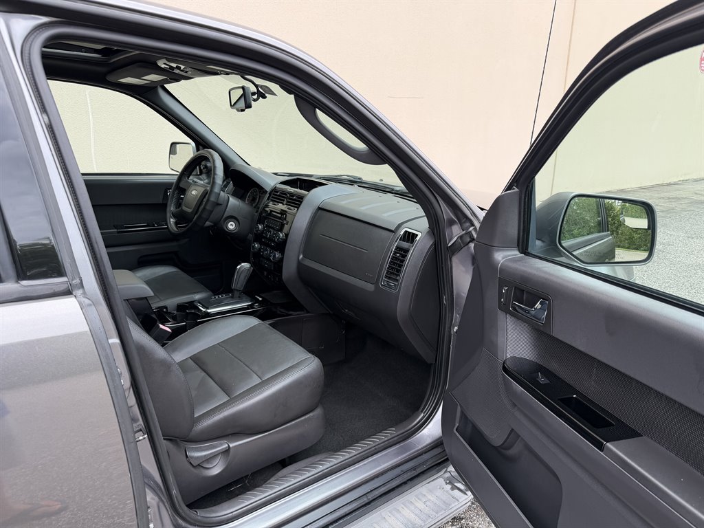 2010 Ford Escape - $4,999