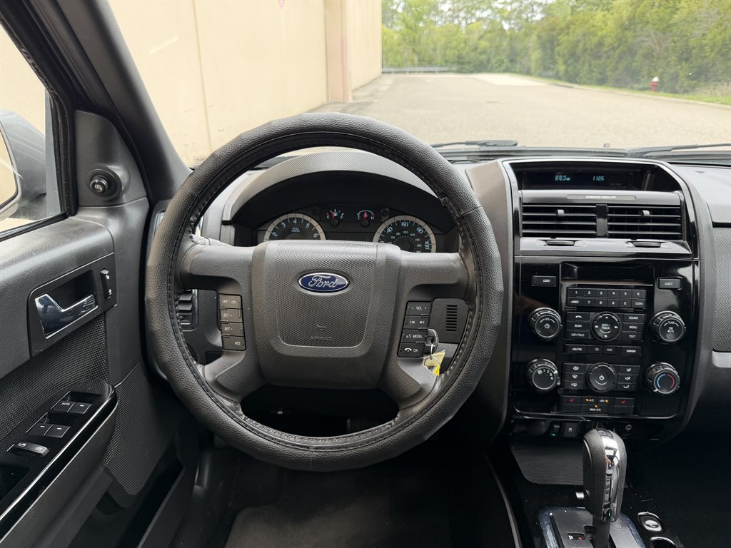 2010 Ford Escape - $4,999