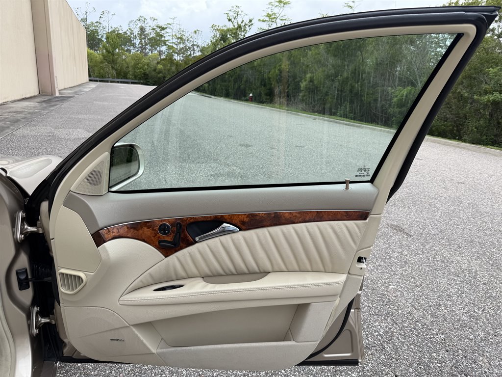 2004 Mercedes-Benz E-Class - $7,999
