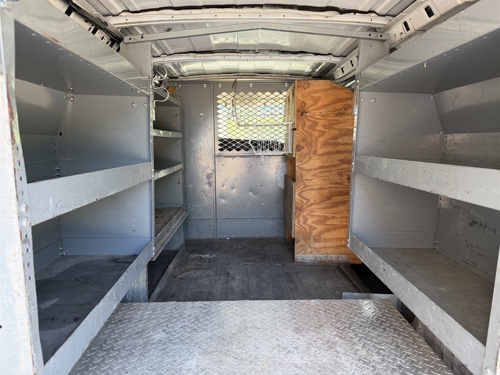 2008 Chevrolet Express - $3,999
