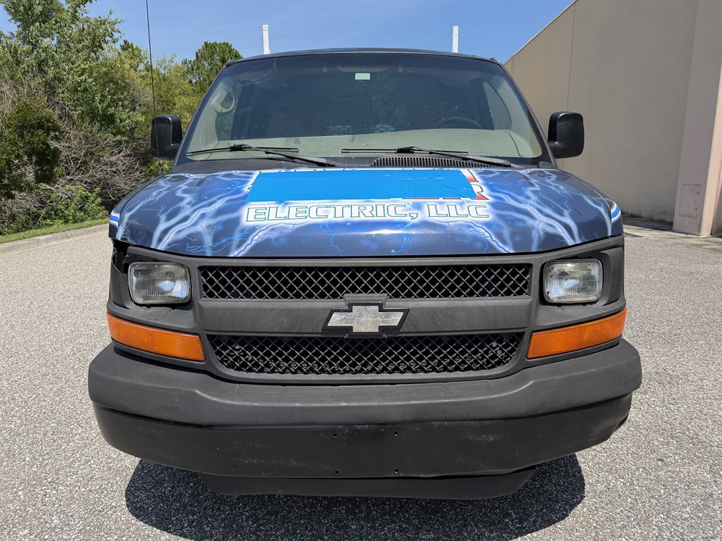 2008 Chevrolet Express - $3,999