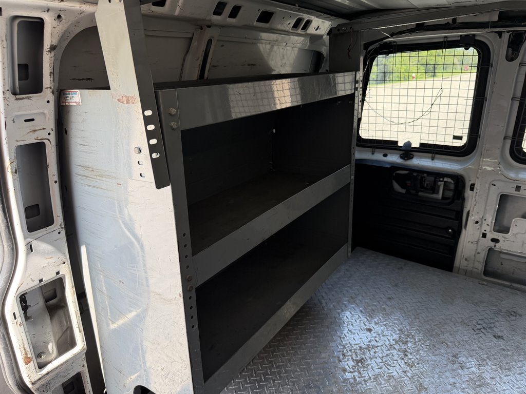 2008 Chevrolet Express - $3,999