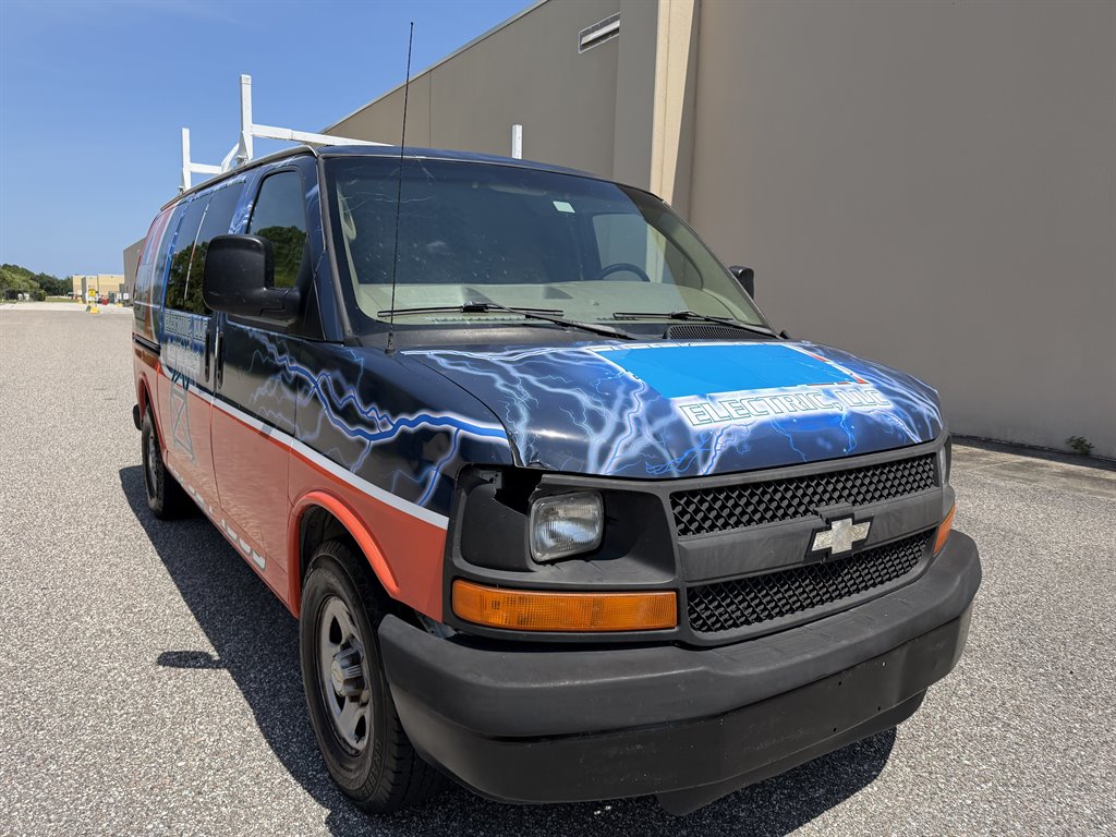 2008 Chevrolet Express - $3,999