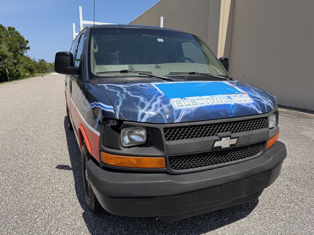 2008 Chevrolet Express - $3,999