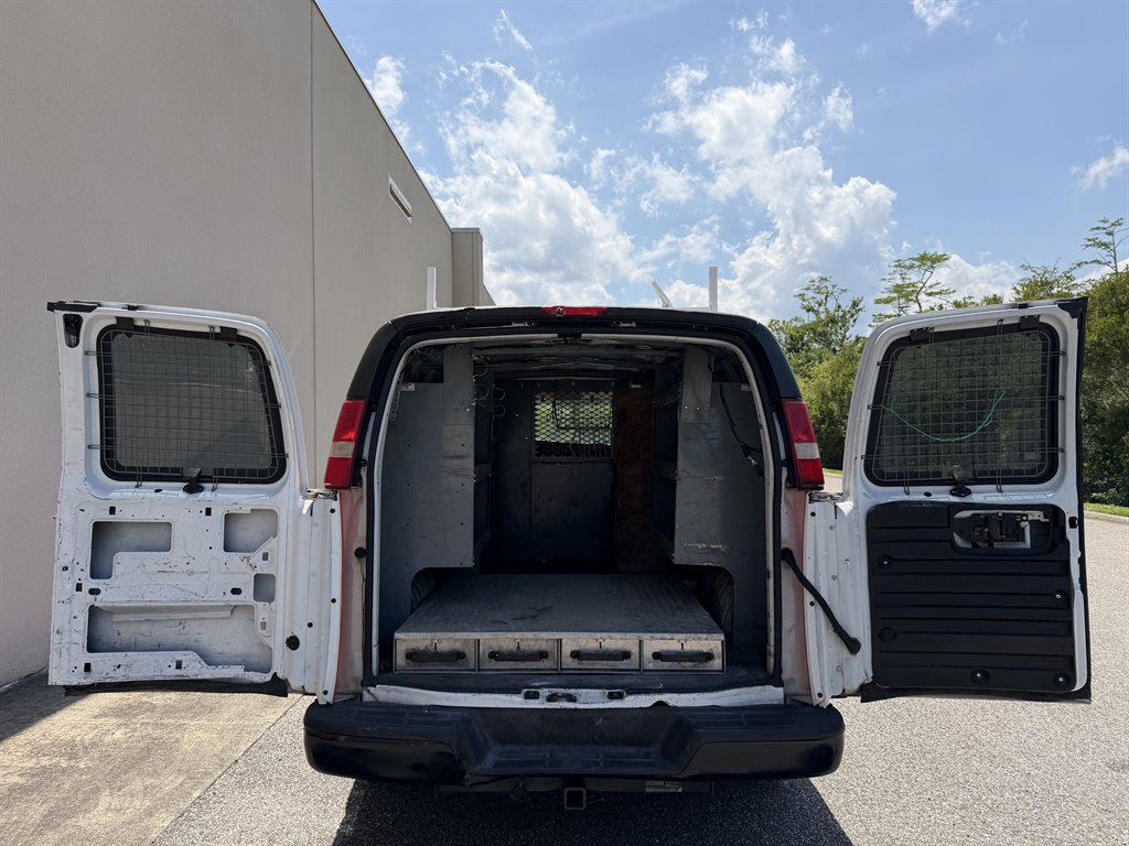 2008 Chevrolet Express - $3,999