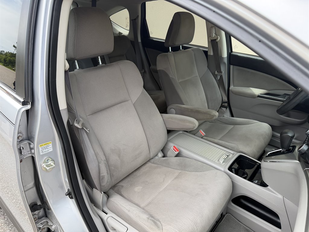 2014 Honda CR-V - $9,499