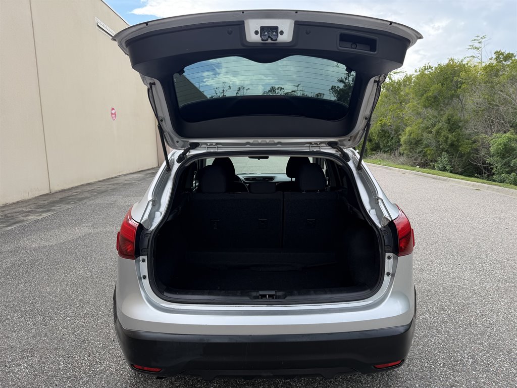 2018 Nissan Rogue - $8,699