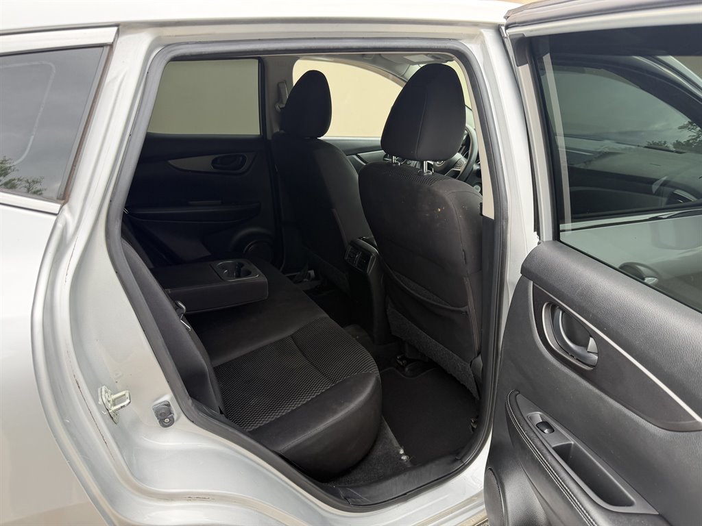 2018 Nissan Rogue - $8,699
