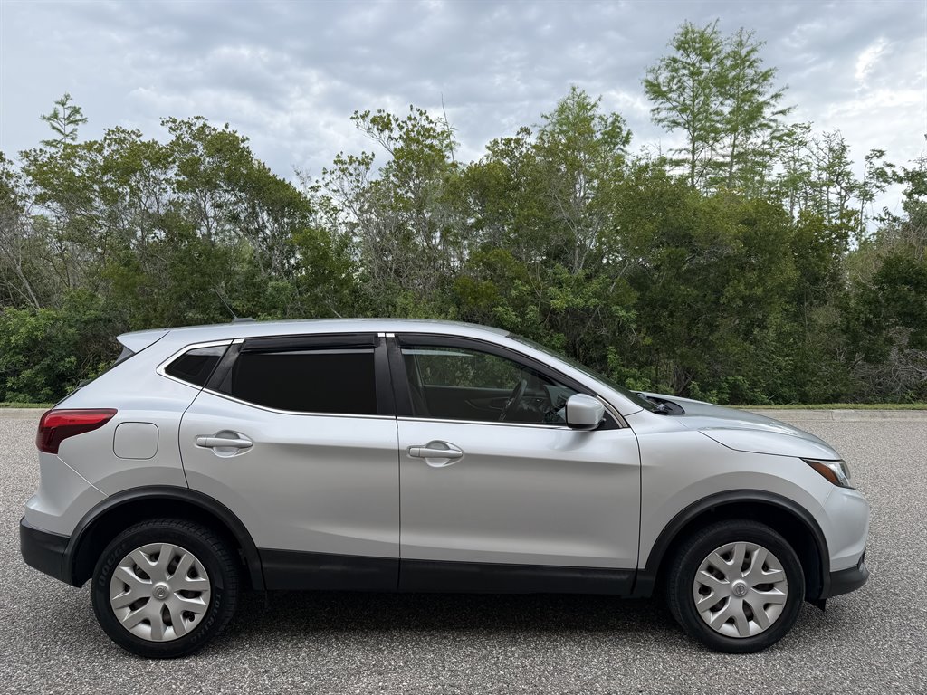 2018 Nissan Rogue - $8,699