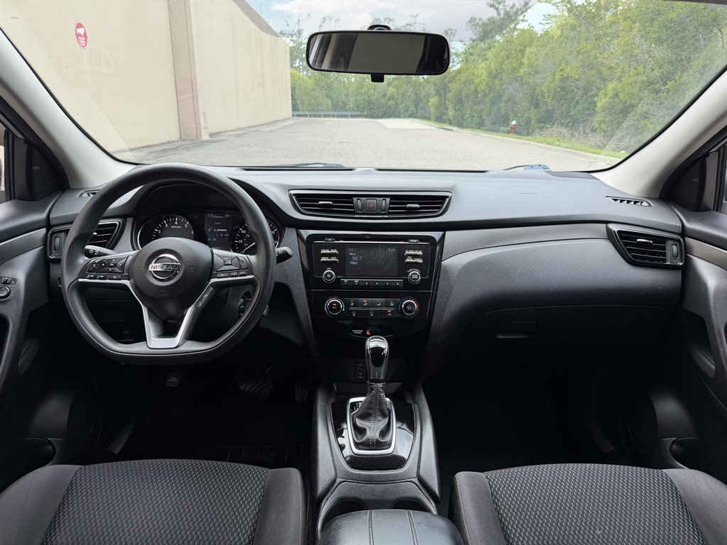 2018 Nissan Rogue - $8,699