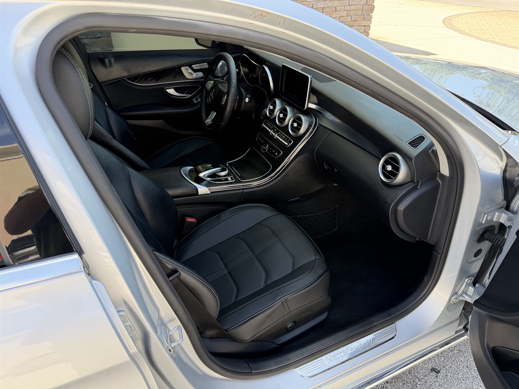 2015 Mercedes-Benz C-Class - $7,999