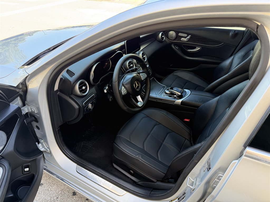 2015 Mercedes-Benz C-Class - $7,999