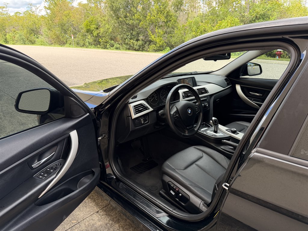 2014 BMW 320i - $7,399