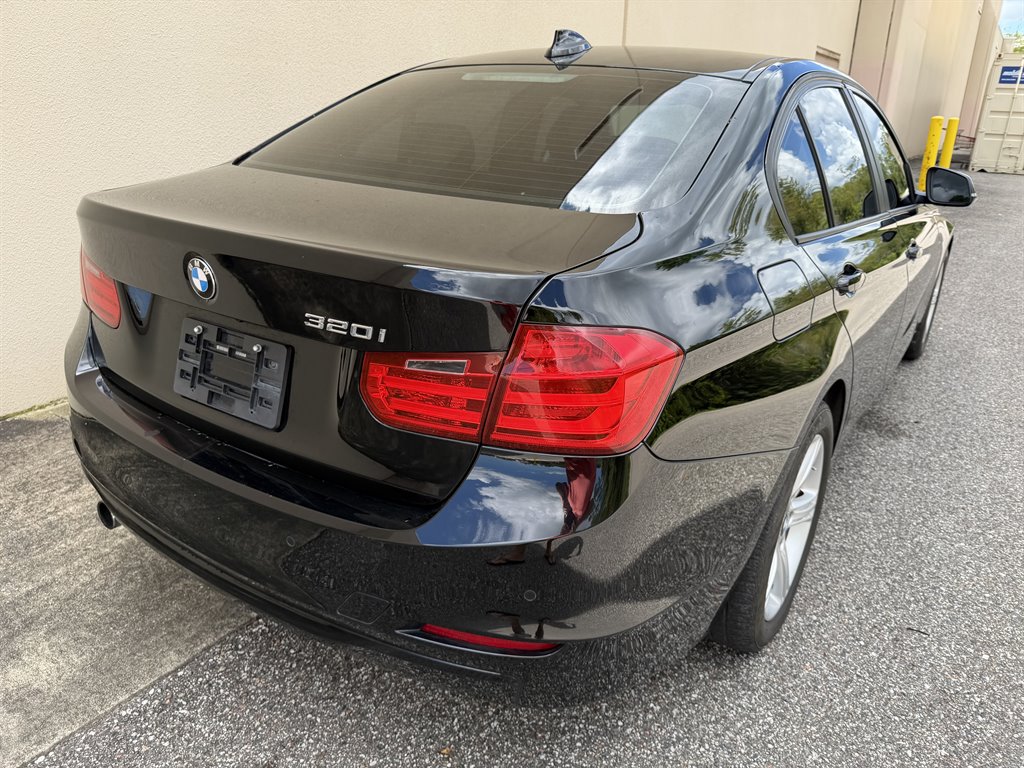 2014 BMW 320i - $7,399