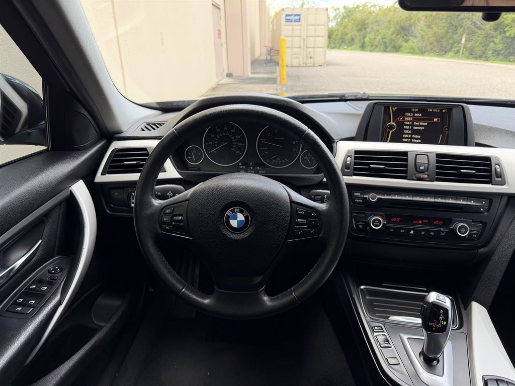 2014 BMW 320i - $7,399