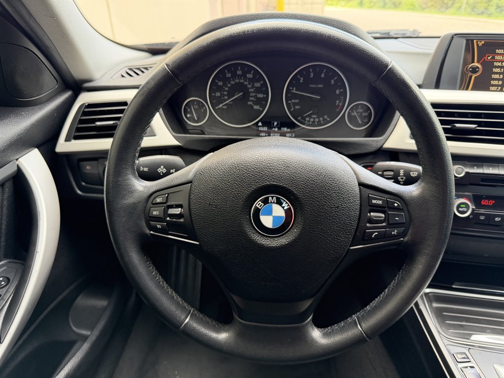 2014 BMW 320i - $7,399