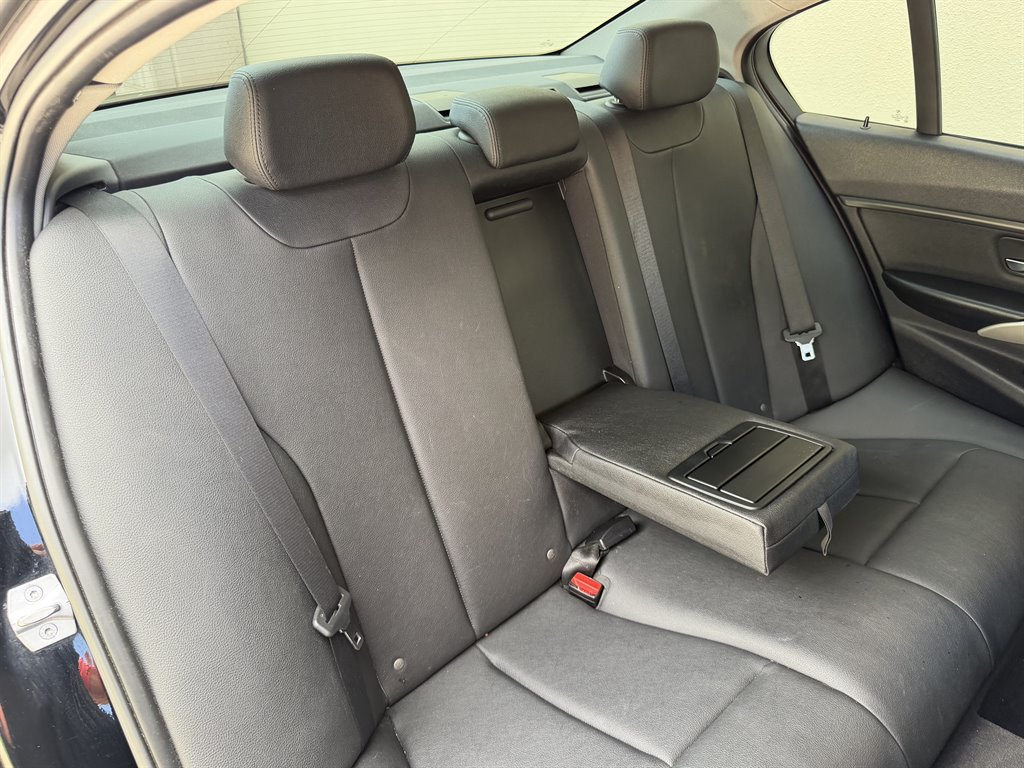 2014 BMW 320i - $7,399