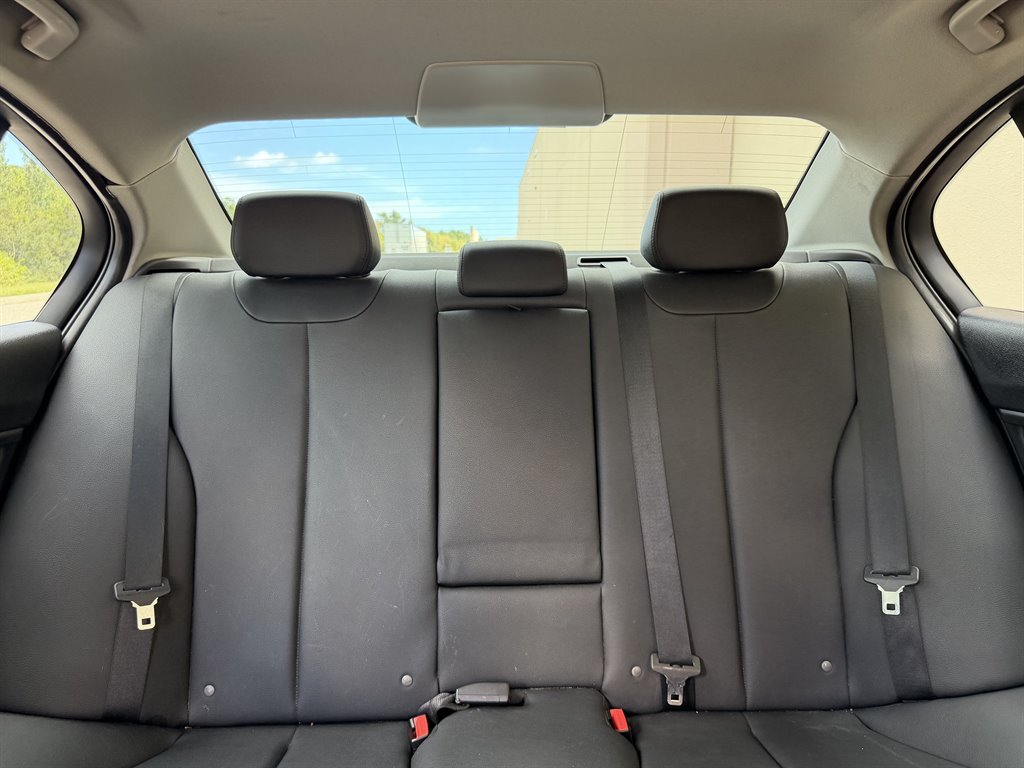 2014 BMW 320i - $7,399