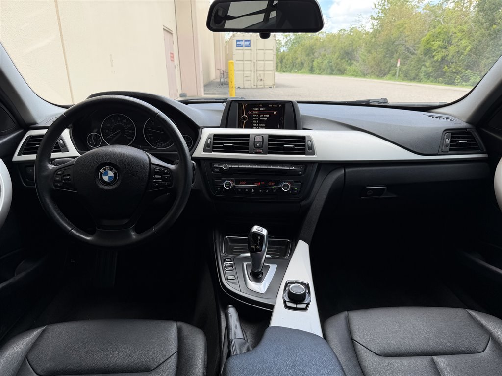 2014 BMW 320i - $7,399