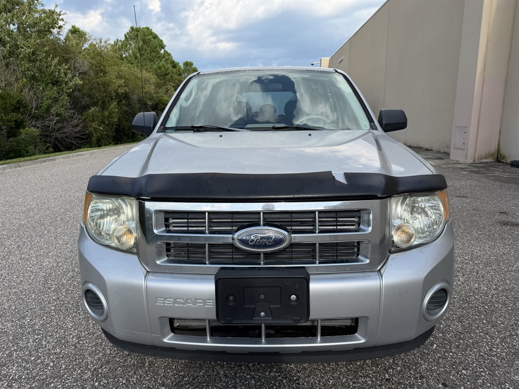 2009 Ford Escape - $3,499