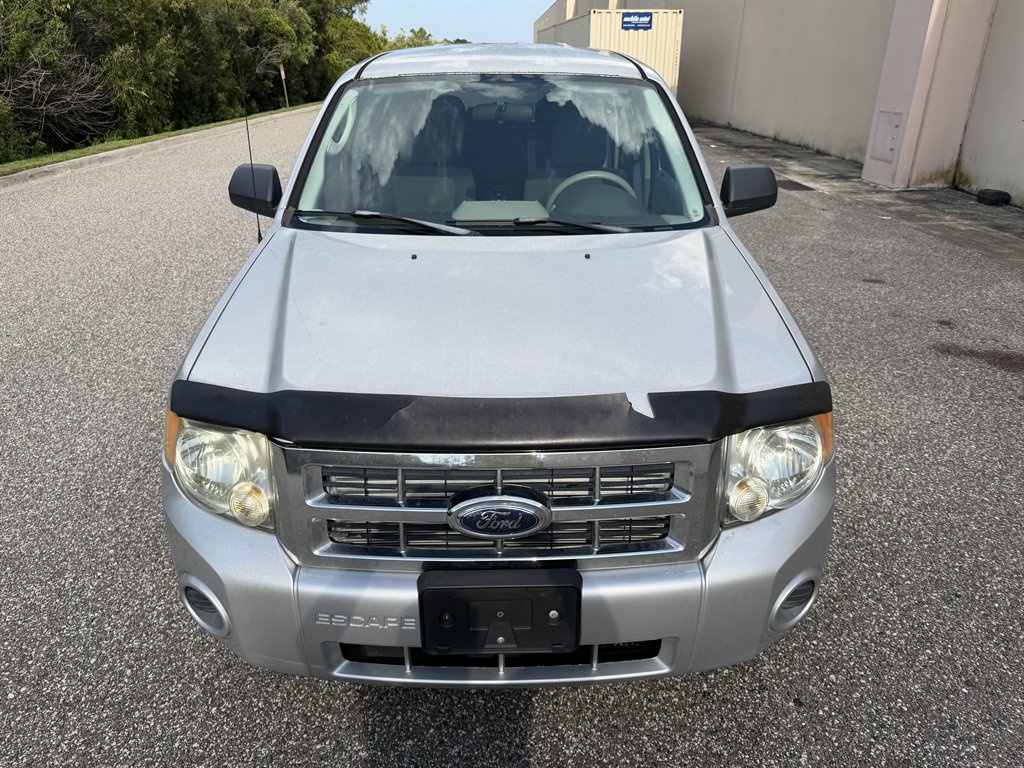 2009 Ford Escape - $3,499