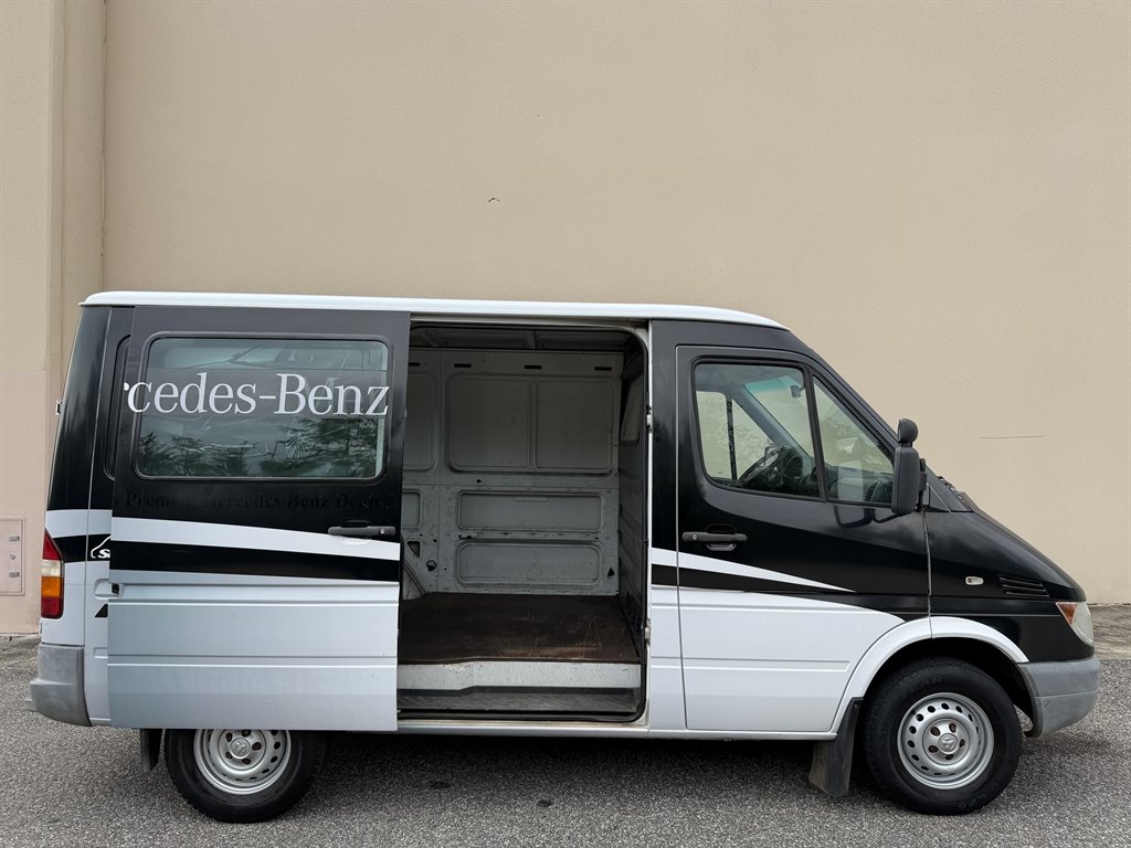 2006 Dodge Sprinter - $5,499