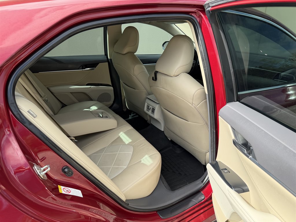 2018 Toyota Camry - $11,799