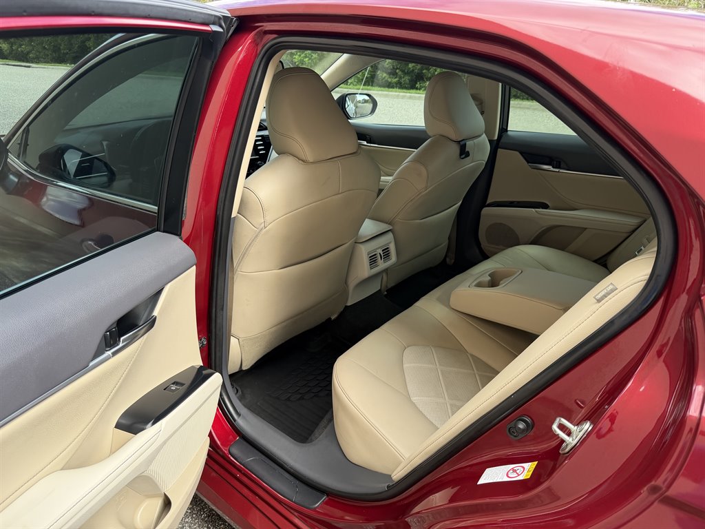 2018 Toyota Camry - $11,799