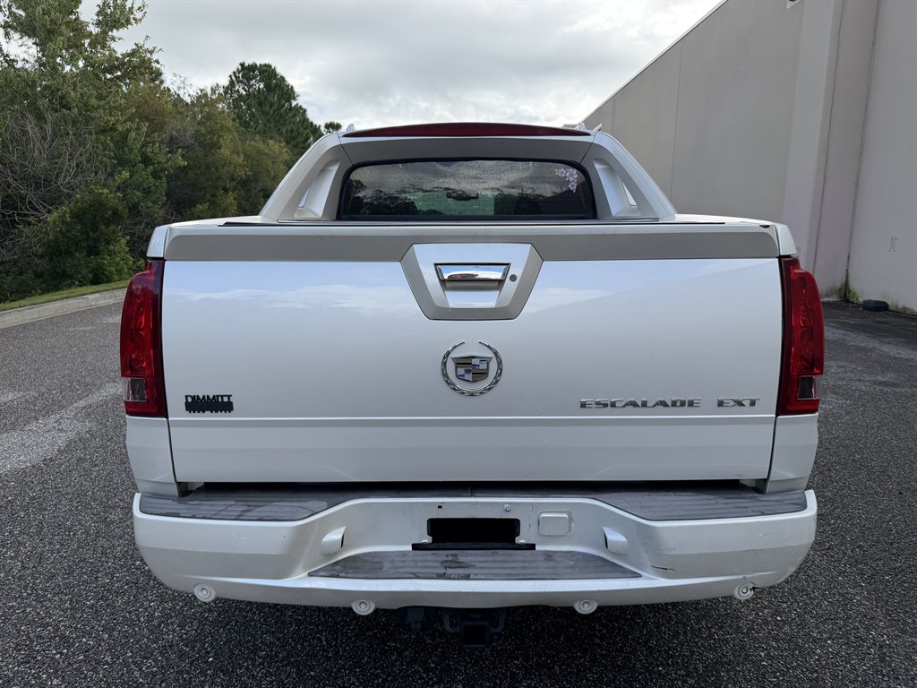 2004 Cadillac Escalade - $4,499