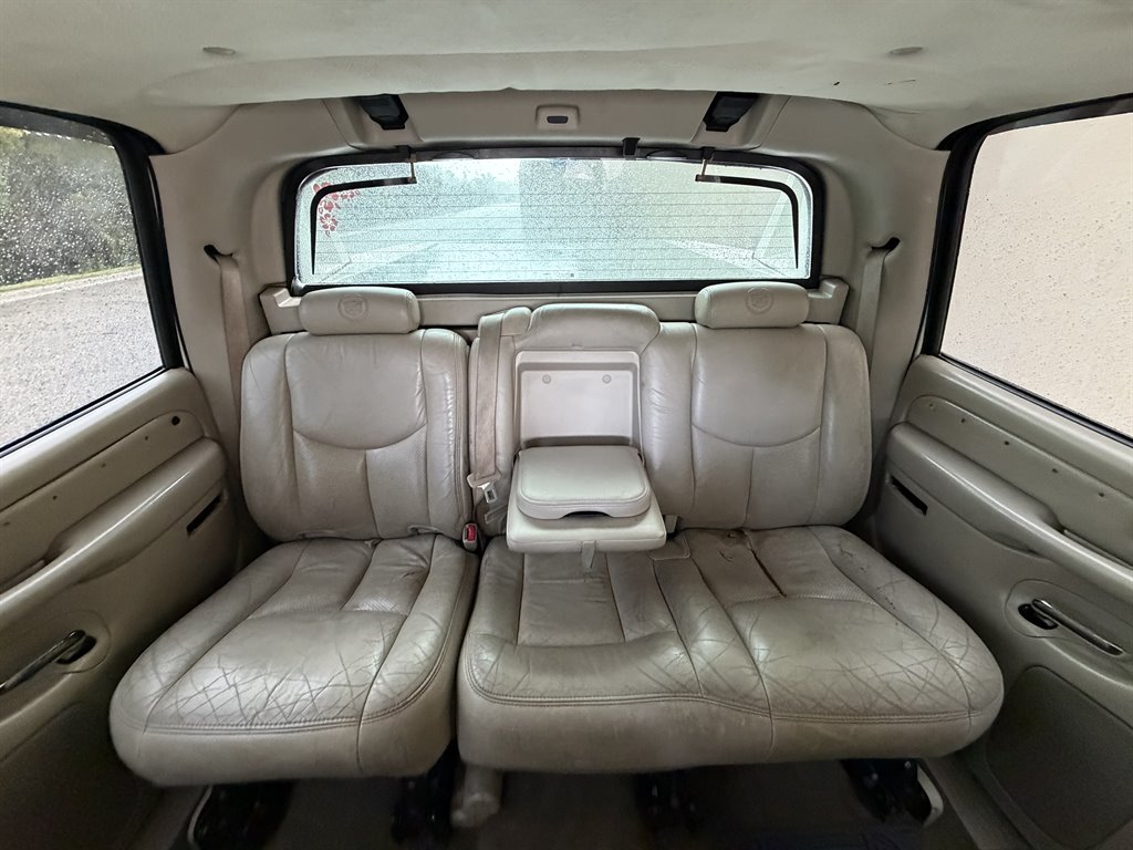 2004 Cadillac Escalade - $4,499