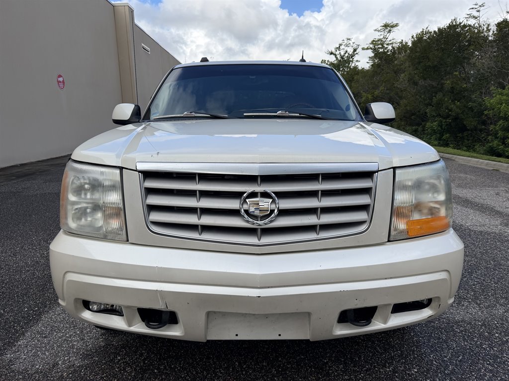2004 Cadillac Escalade - $4,499
