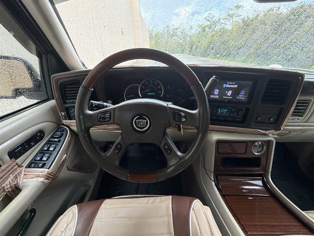 2004 Cadillac Escalade - $4,499