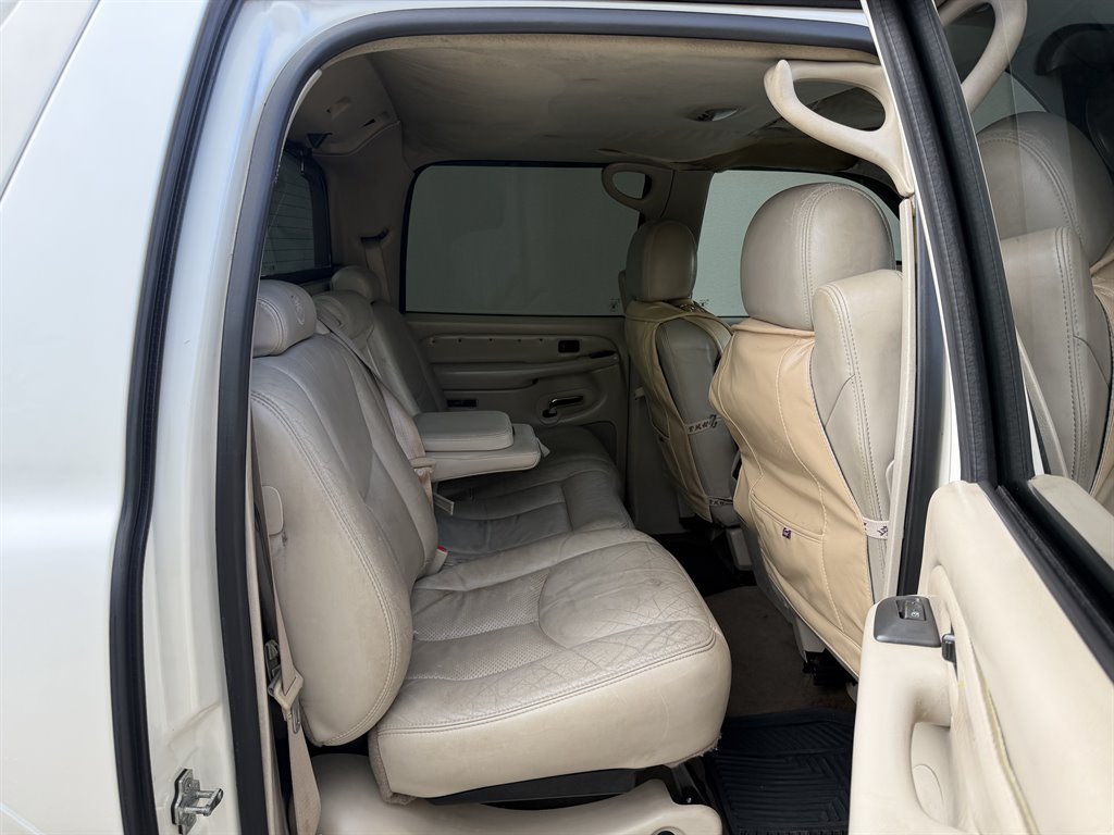 2004 Cadillac Escalade - $4,499
