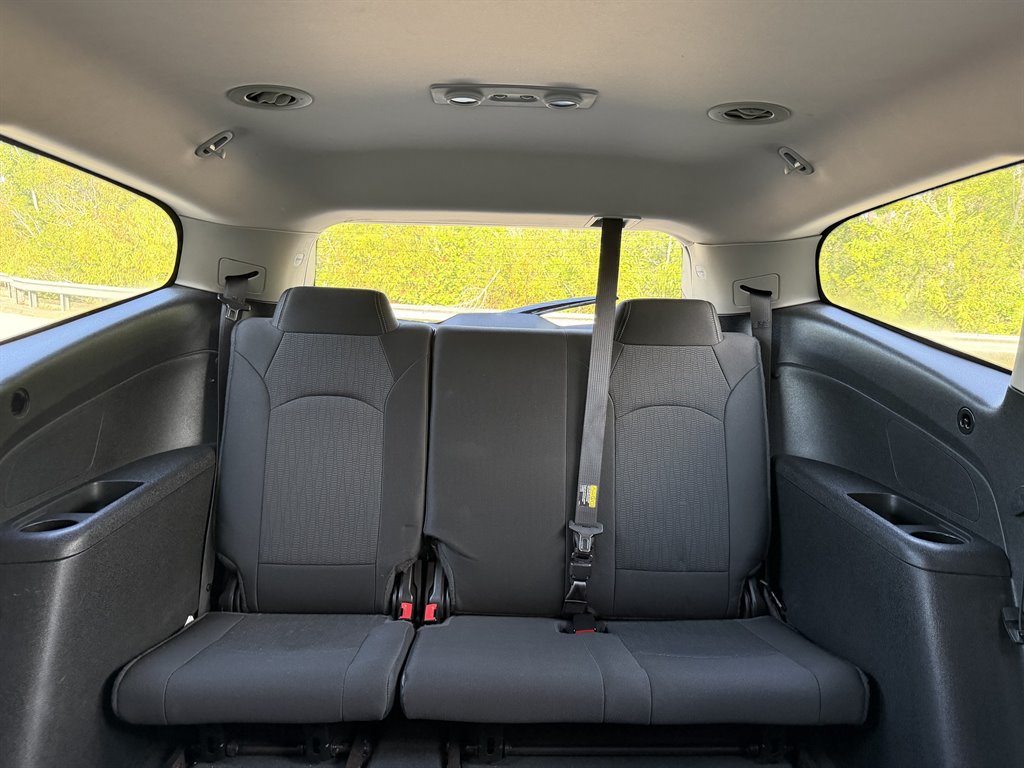2016 Chevrolet Traverse - $3,499