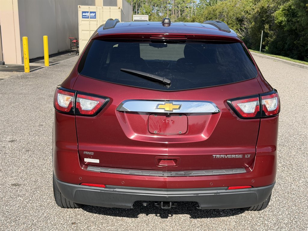 2016 Chevrolet Traverse - $3,499