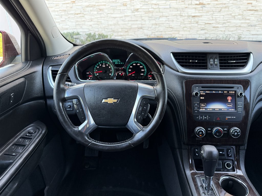 2016 Chevrolet Traverse - $3,499