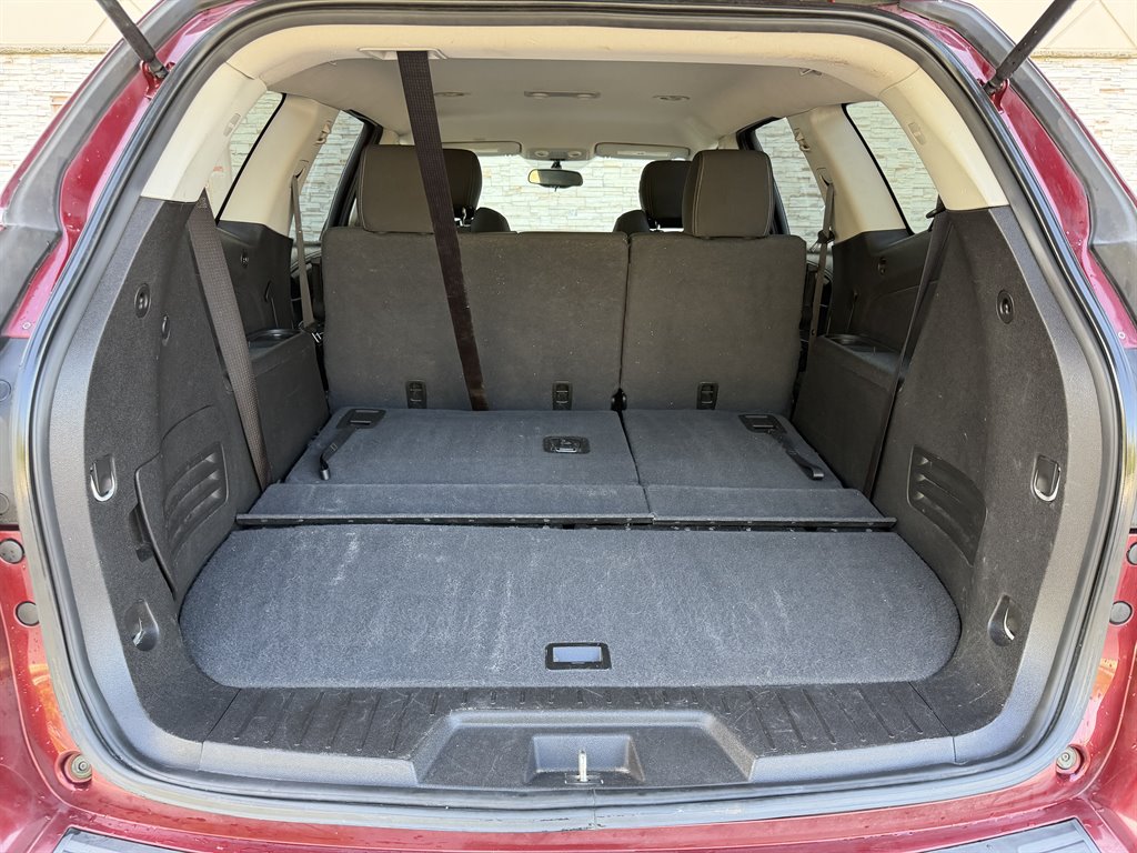 2016 Chevrolet Traverse - $3,499
