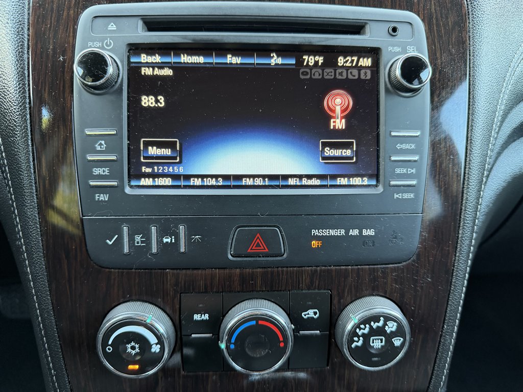 2016 Chevrolet Traverse - $3,499