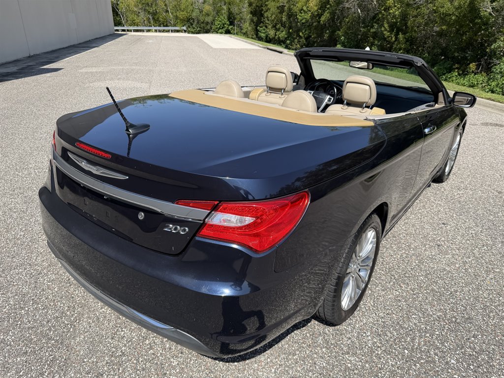 2012 Chrysler 200 - $5,499