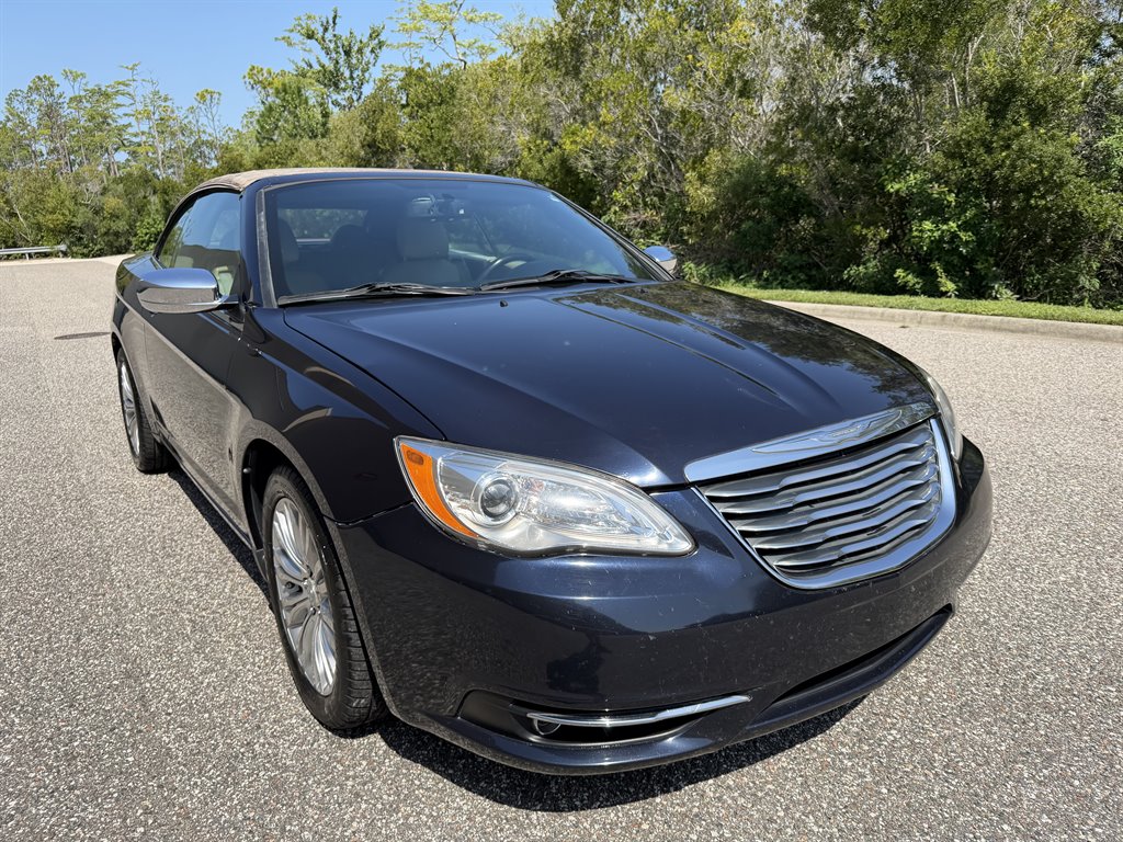 2012 Chrysler 200 - $5,499