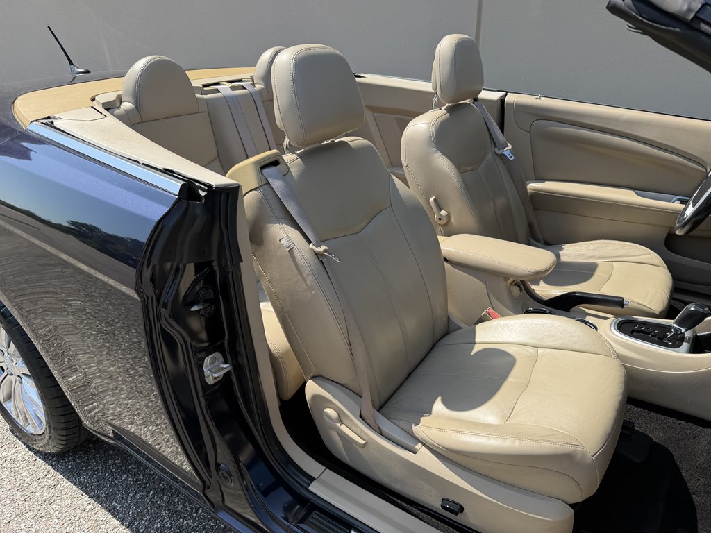 2012 Chrysler 200 - $5,499
