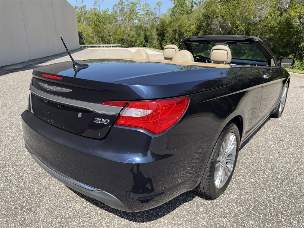 2012 Chrysler 200 - $5,499