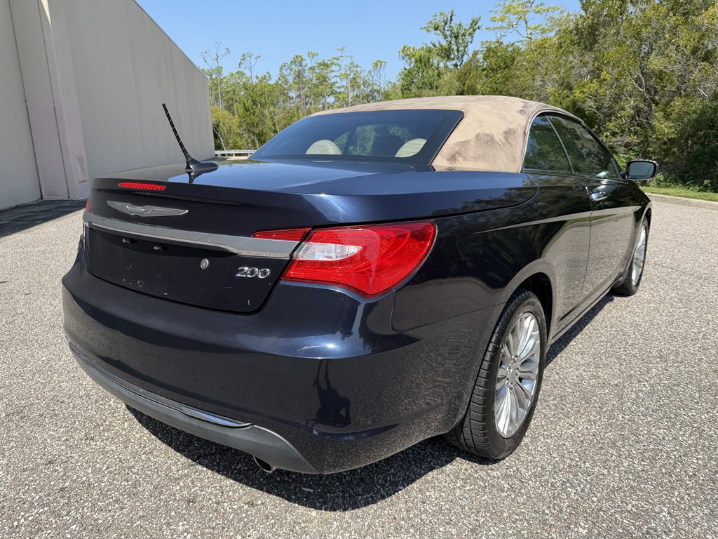 2012 Chrysler 200 - $5,499