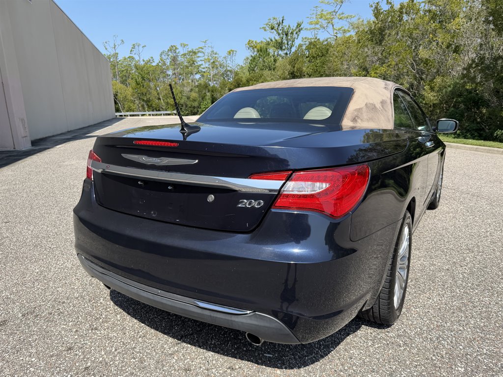 2012 Chrysler 200 - $5,499