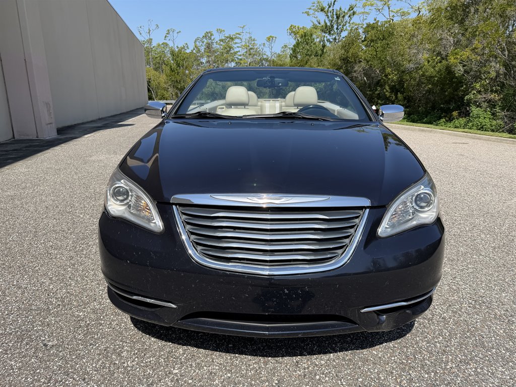 2012 Chrysler 200 - $5,499