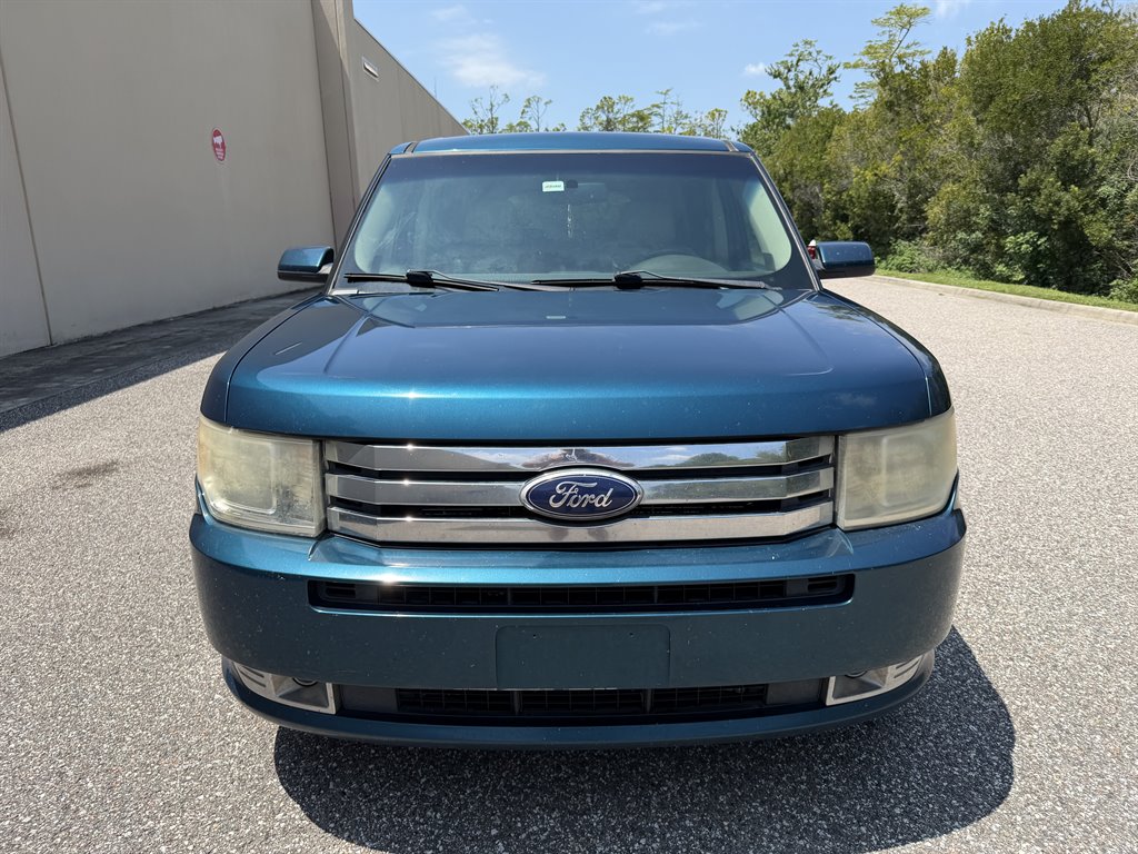 2011 Ford Flex - $3,999