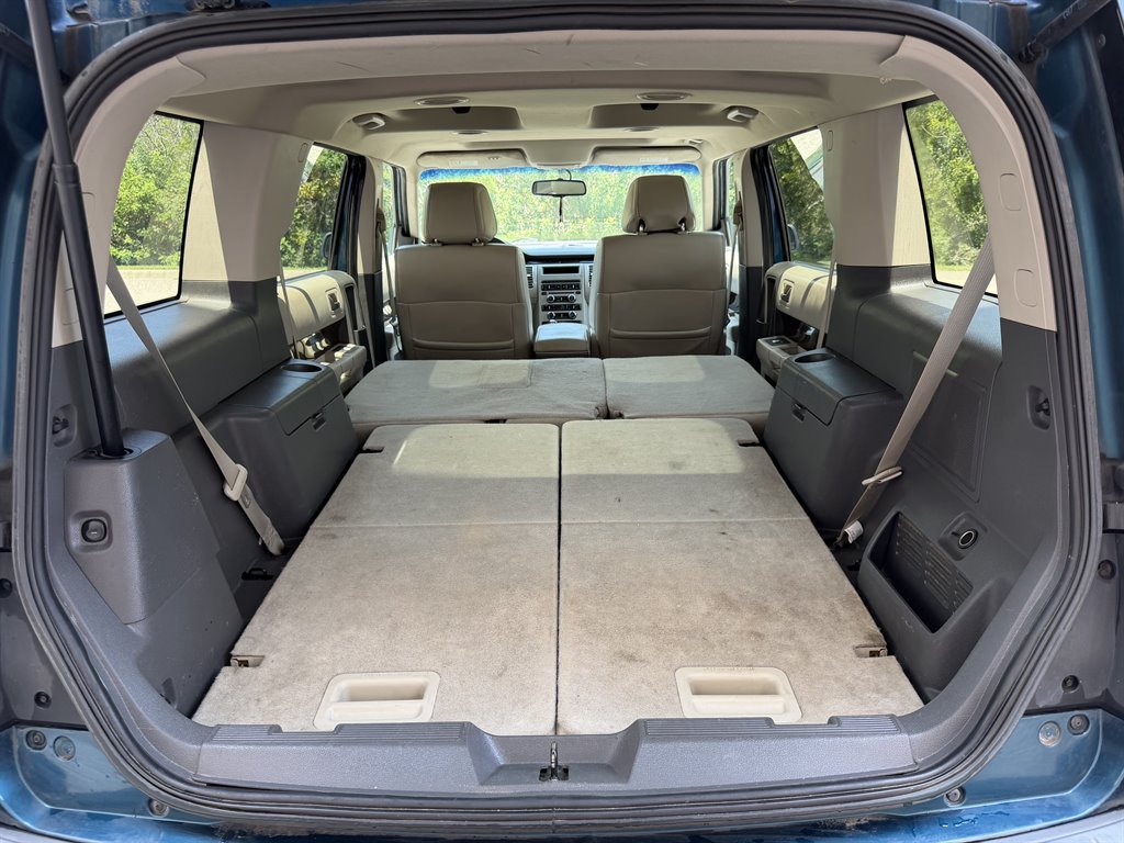 2011 Ford Flex - $3,999