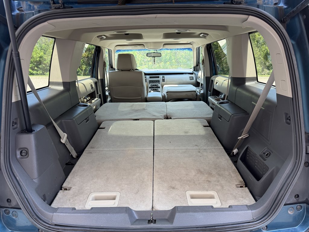 2011 Ford Flex - $3,999